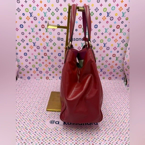 GUCCI APPRECIATION BALLS💕💕🔥 - Picture 3 of 6